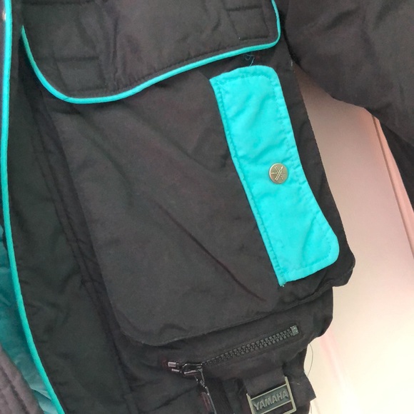 Yamaha men’s small regular snowmobile coat - Picture 6 of 9